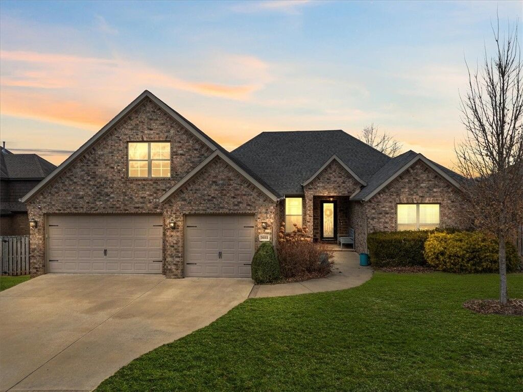 Property Photo:  3693 N Dupont Avenue  AR 72704 