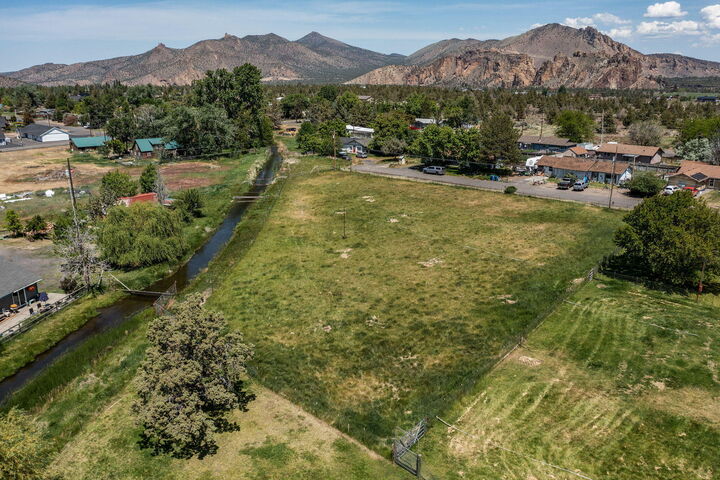 Property Photo:  15th Street A  OR 97760 