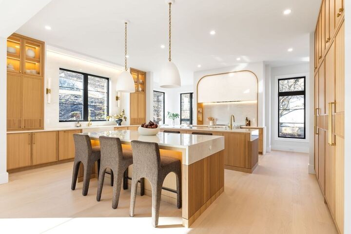 Property Photo:  28 Cottonwood Rd  MA 02459 