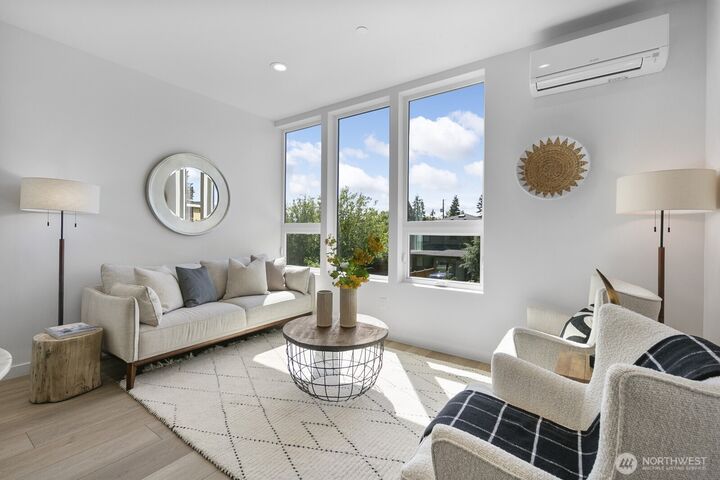 Property Photo: 8831 C Wallingford Avenue N WA 98103