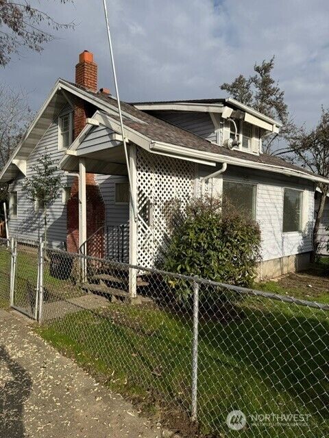 Property Photo:  871 S 45th Street  WA 98418 