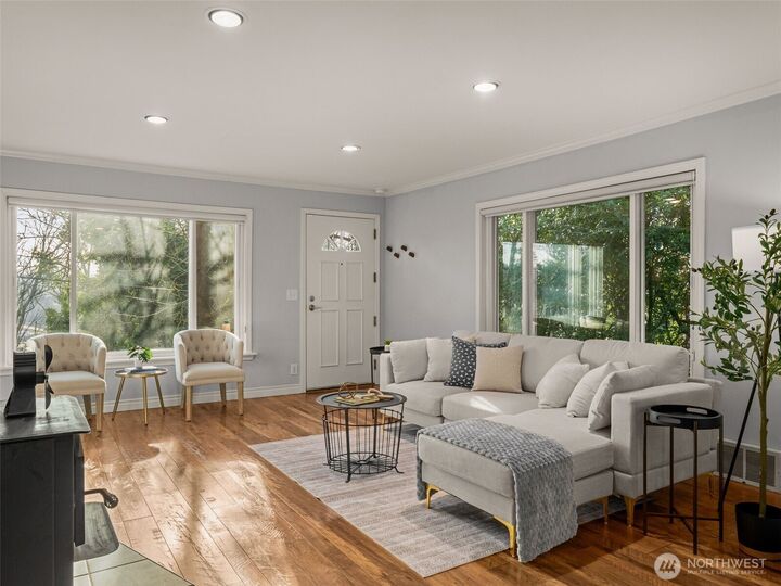 Property Photo: 3928 S Pilgrim St WA 98118