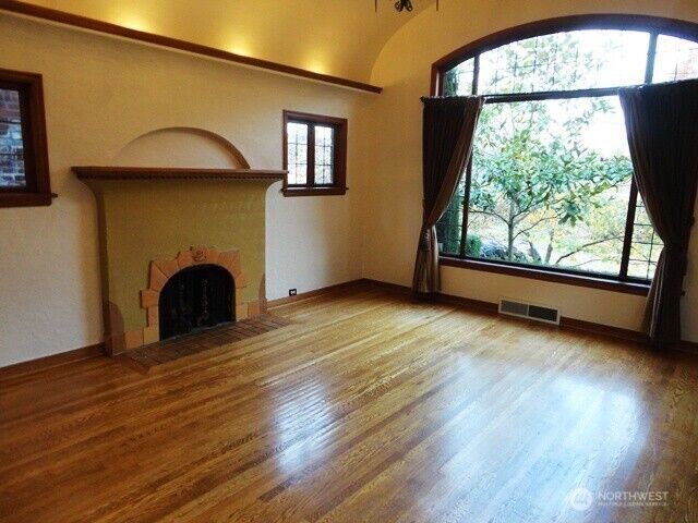 Property Photo:  8023  18th Avenue NE  WA 98115 