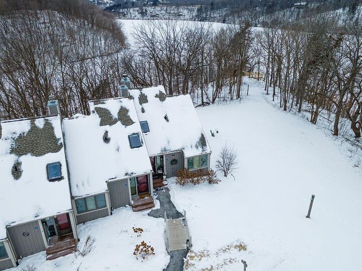 Property Photo: 131 Plum Cove Drive IL 61036