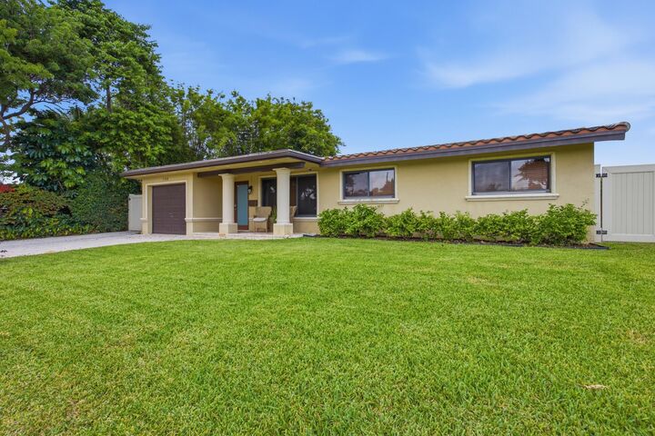 Property Photo:  730 SE 3rd Terrace  FL 33060 