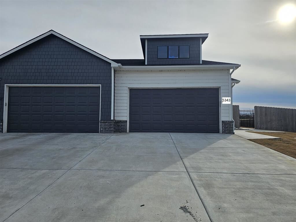 Property Photo: 5341-5343 Pinecrest Ct N KS 67220
