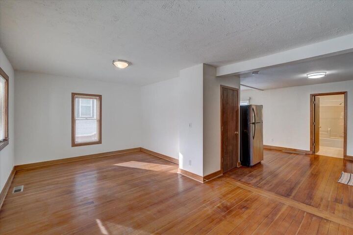 Property Photo:  320 South Franklin Street  WI 53589 