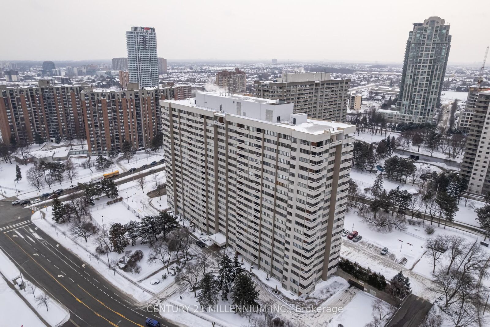 Property Photo:  1580 Mississauga Valley Boulevard 910  ON L5A 3T8 