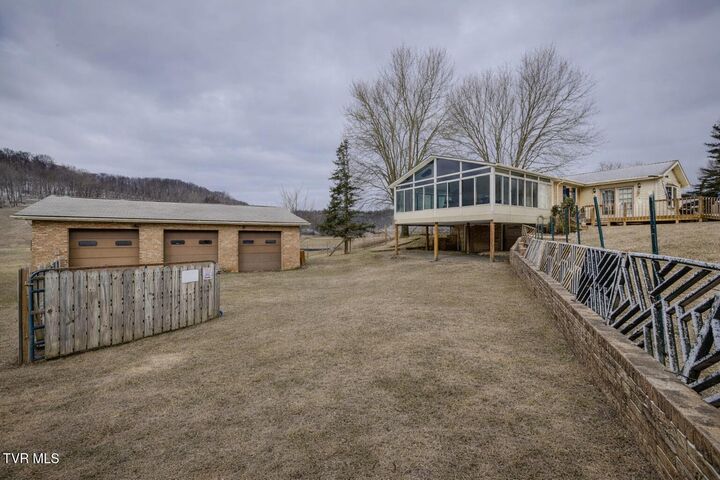 Property Photo:  20483 Hoot Owl Road  VA 24202 