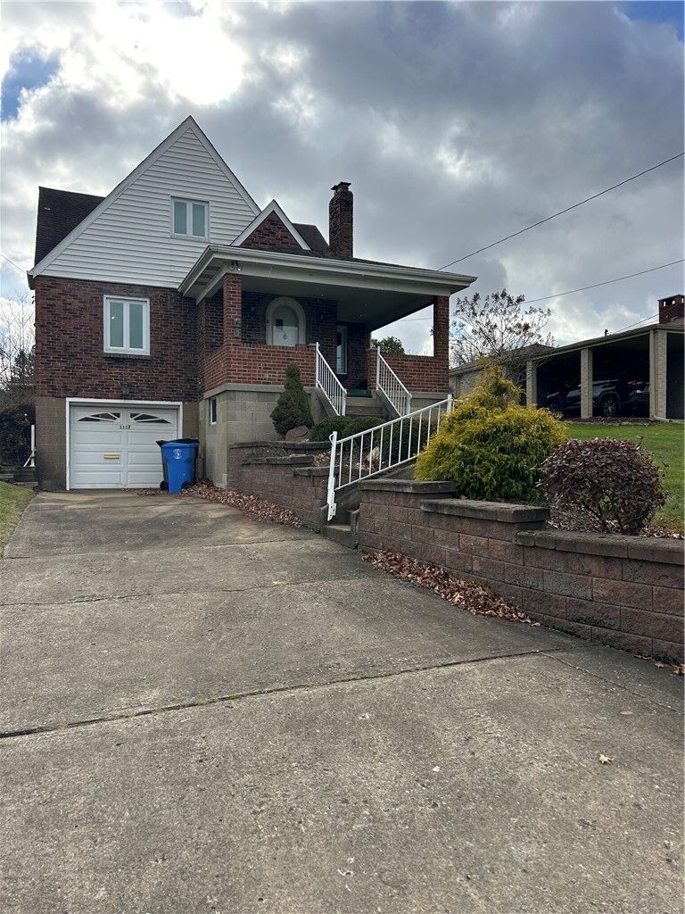 Property Photo:  1117 Schweitzer  PA 15135 