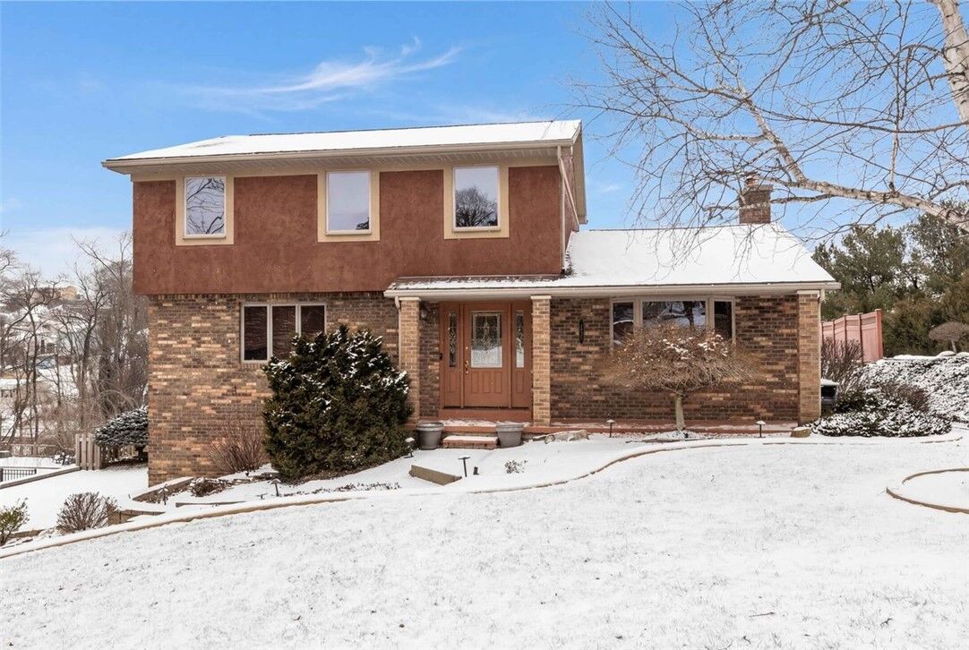 Property Photo: 462 Adele Drive PA 15642