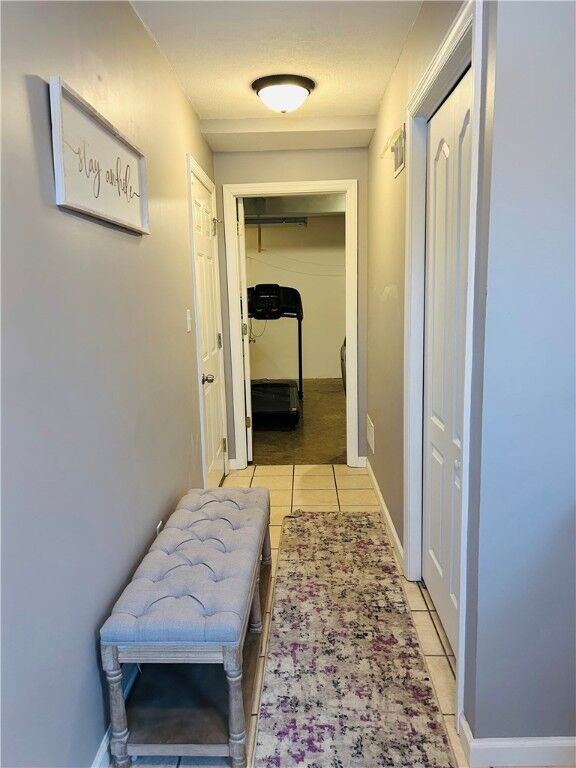 Property Photo:  6912 Spring Valley Ln  PA 15632 