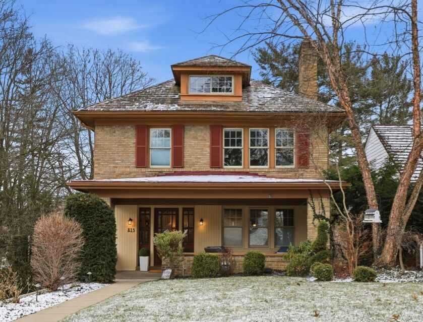 Property Photo:  813 Academy Place  PA 15243 