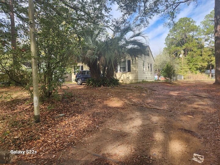 Property Photo:  1307 Edgerly Avenue  GA 31701 