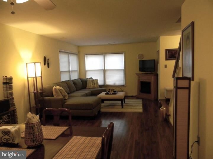 Property Photo: 9301 Palmer Place 40 MD 20708