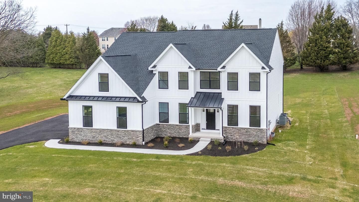 Property Photo:  209 Old State Rd  PA 19468 