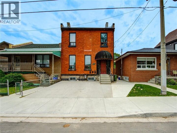 Property Photo:  53 Mulberry Street 1  ON L8R 2C6 