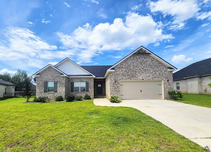 Property Photo: 106 Raspberry Trail GA 31069