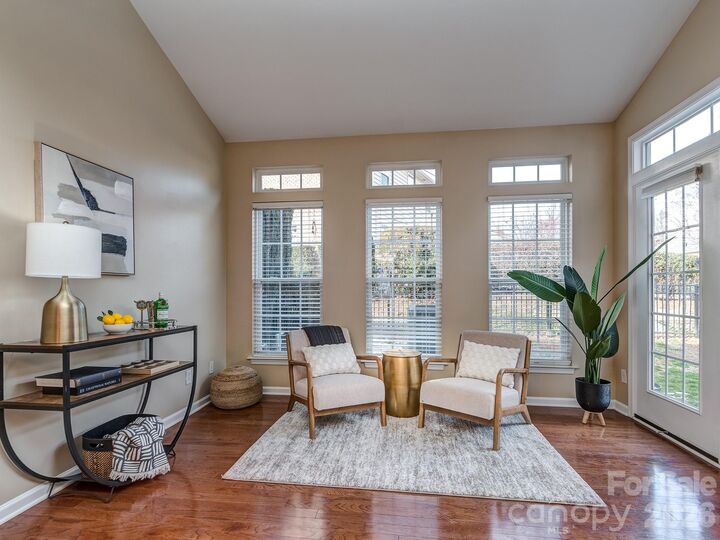 Property Photo:  5922 Union Pacific Avenue  NC 28210 