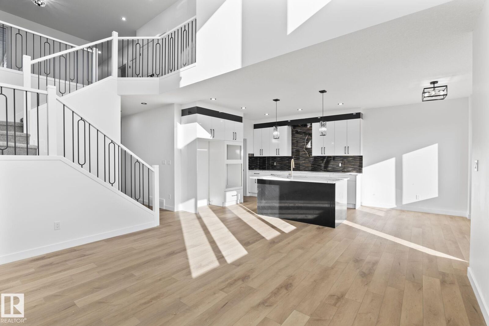 Property Photo:  18215 94 Street NW  AB T5Z 0V1 