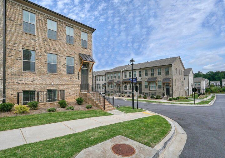 Property Photo:  4240 Hickory Pine Alley  GA 30360 