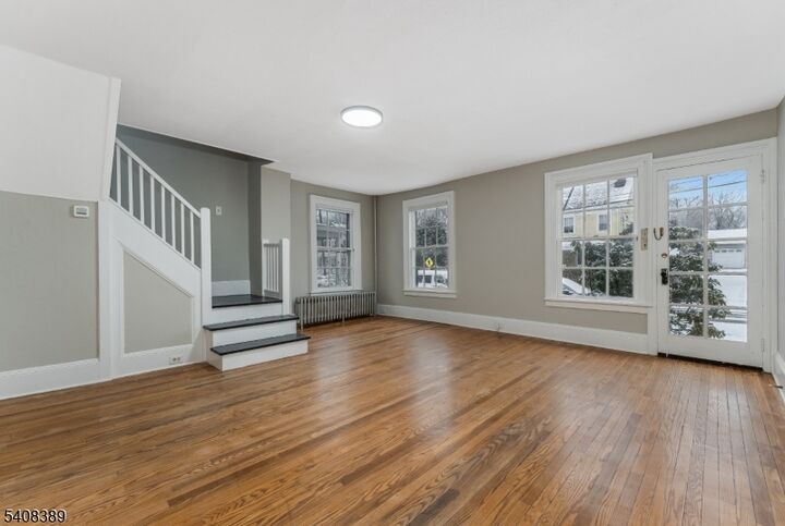 Property Photo:  22 Park Avenue  NJ 08822 
