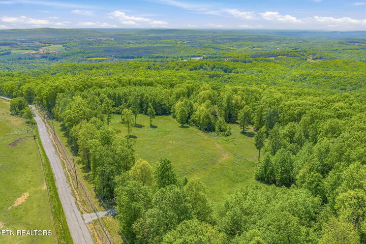 Property Photo:  3835 Millstone Mountain Rd  TN 37854 
