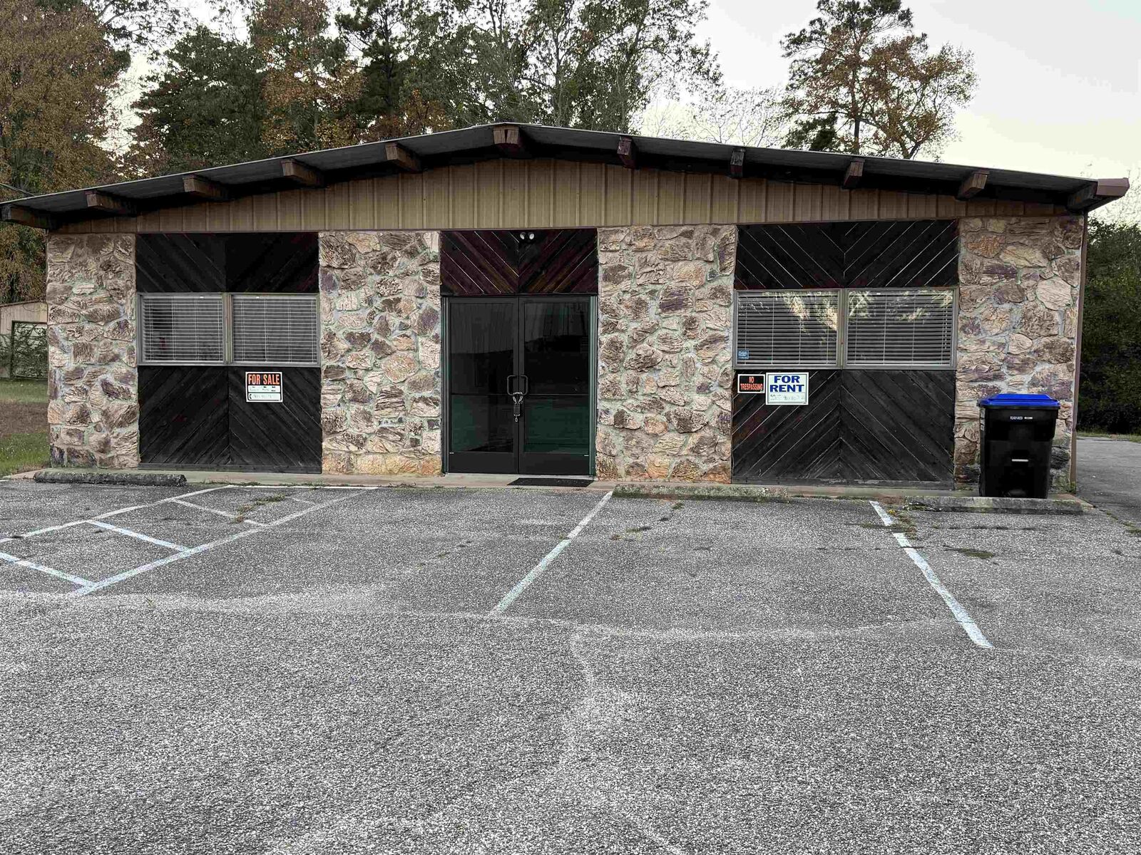 Property Photo:  105 S Ward Dr  TX 75604 