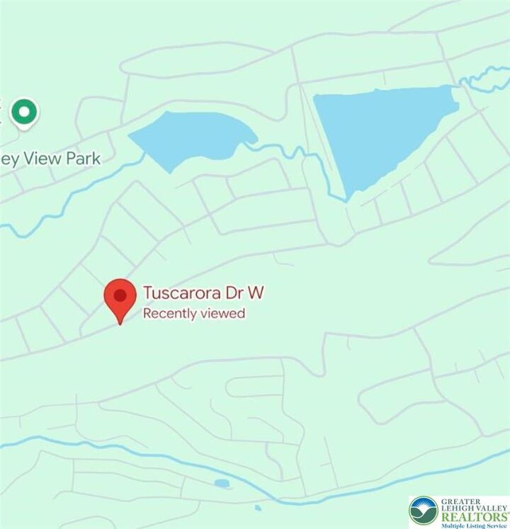 Property Photo:  W Tuscarora Drive  PA 18202 