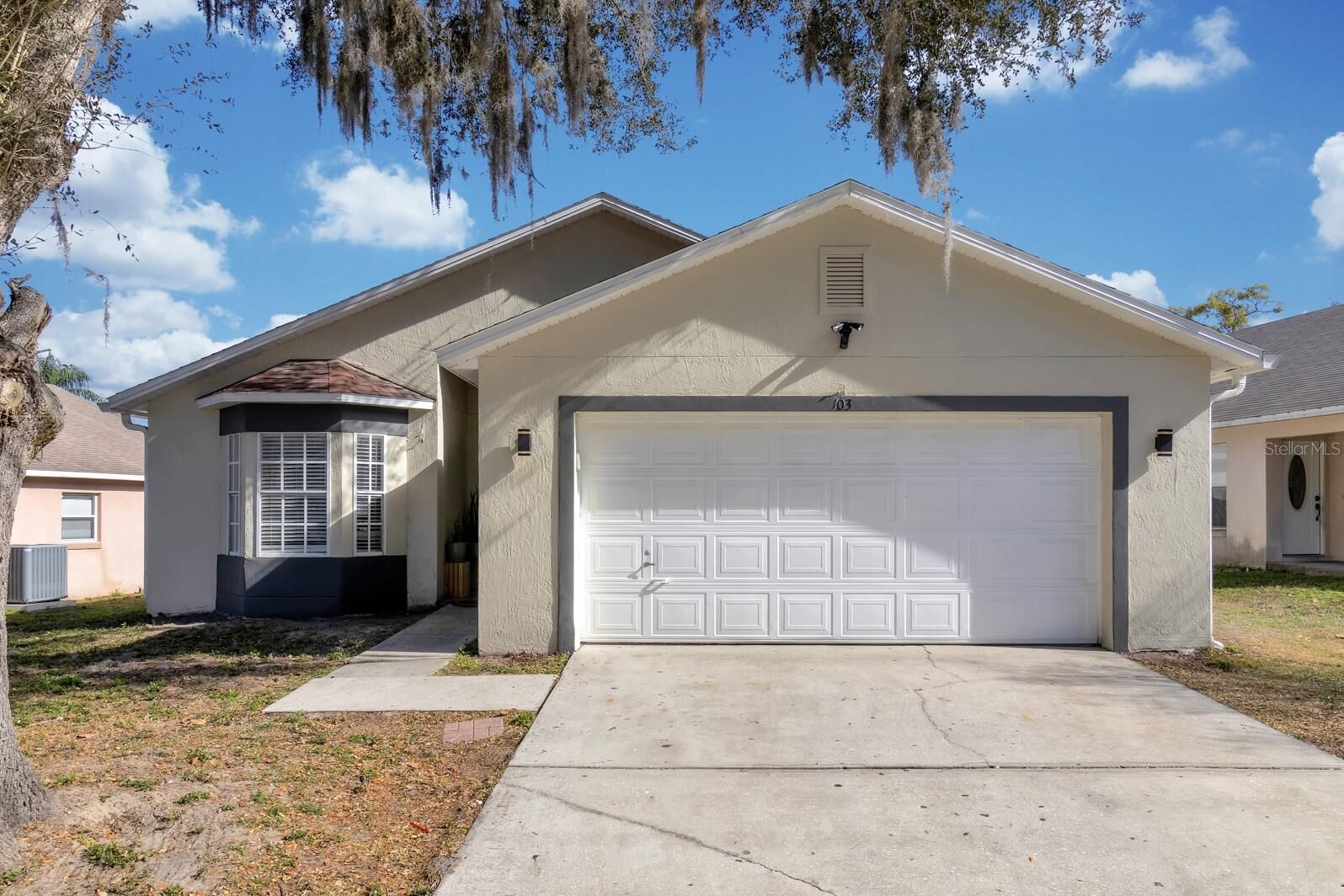 Property Photo:  103 N Cervidae Drive  FL 32703 