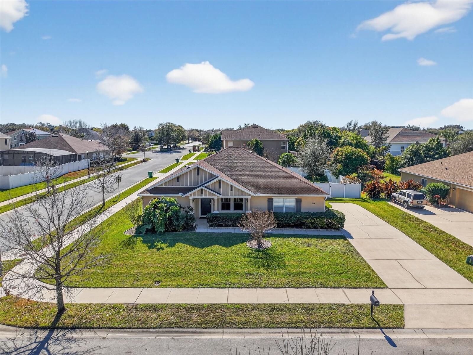 Property Photo:  224 Black Springs Lane  FL 34787 