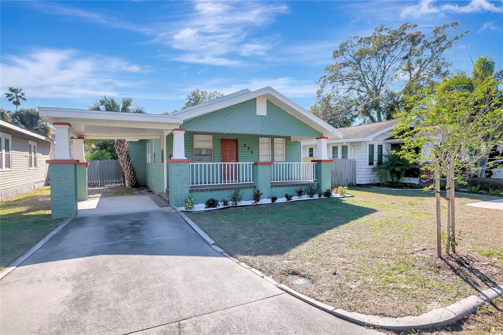 Property Photo: 304 W Haya Street FL 33603