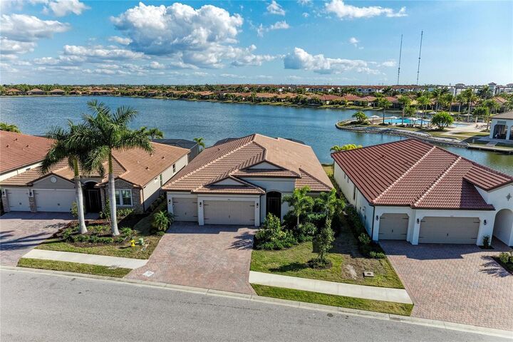 Property Photo:  106 Toscavilla Boulevard  FL 34275 