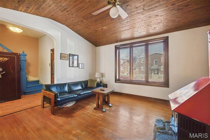 Property Photo: 612 Bates Street MO 63111