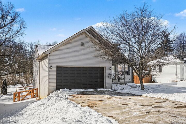 Property Photo:  10125 Breezy Lane  KY 41042 