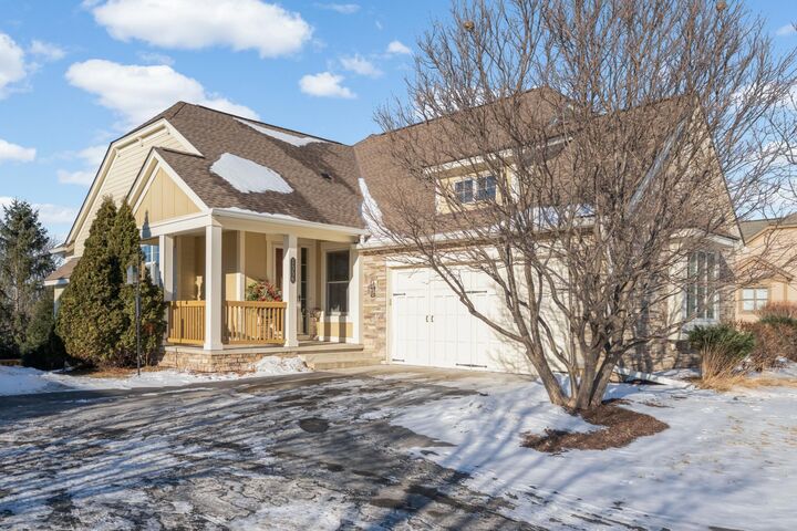 Property Photo:  1356 Riverside Lane  MN 55118 