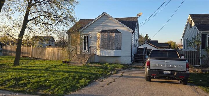Property Photo: 411-413 Highway 8 ON L8G 1G1