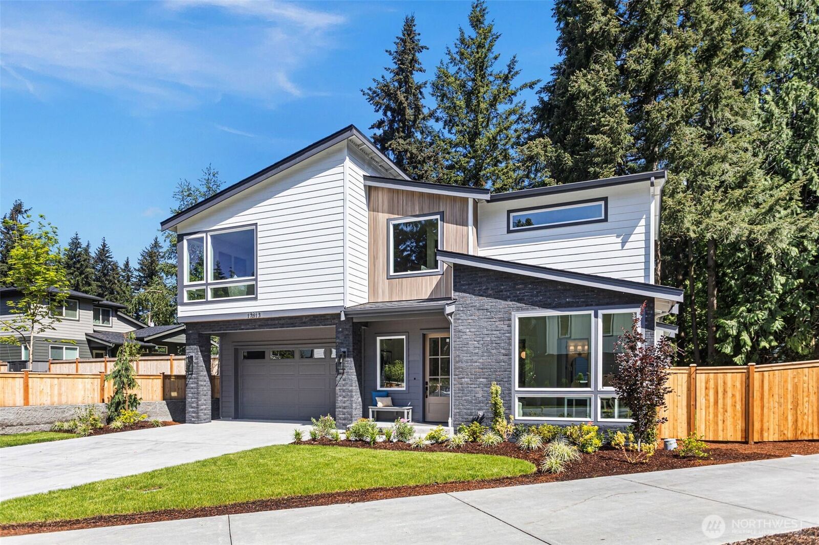 Property Photo:  12813 NE 65th Lane  WA 98033 