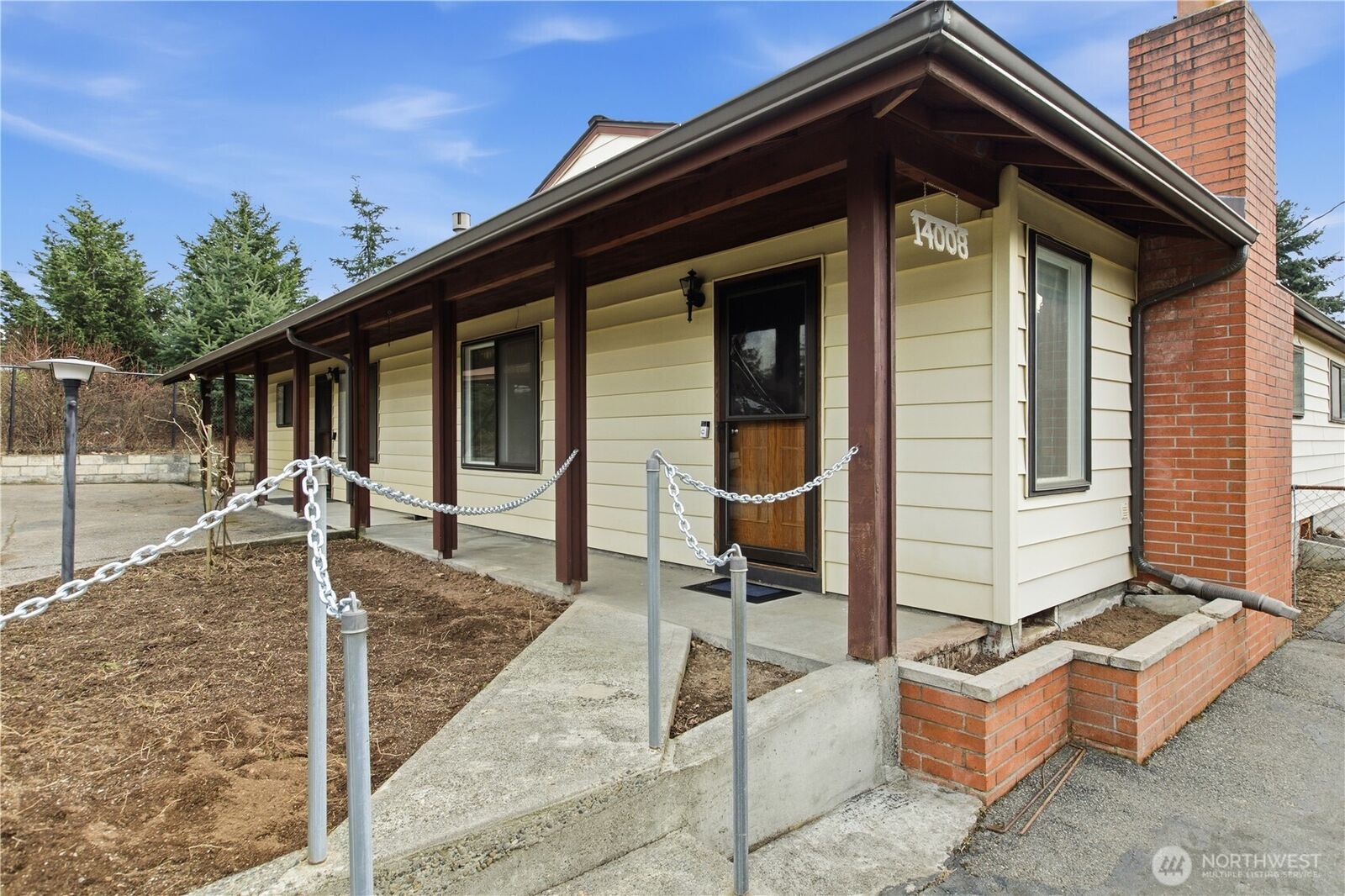 Property Photo:  14008  24th Avenue S  WA 98168 