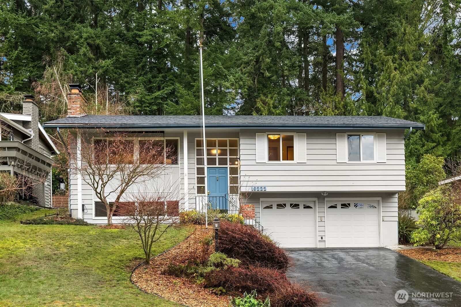 Property Photo:  19222  38th Place NE  WA 98155 