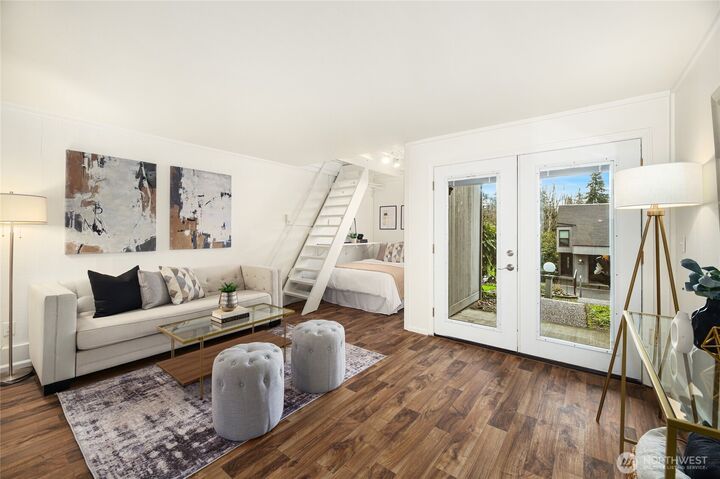 Property Photo:  6779  138th Avenue NE 518  WA 98052 