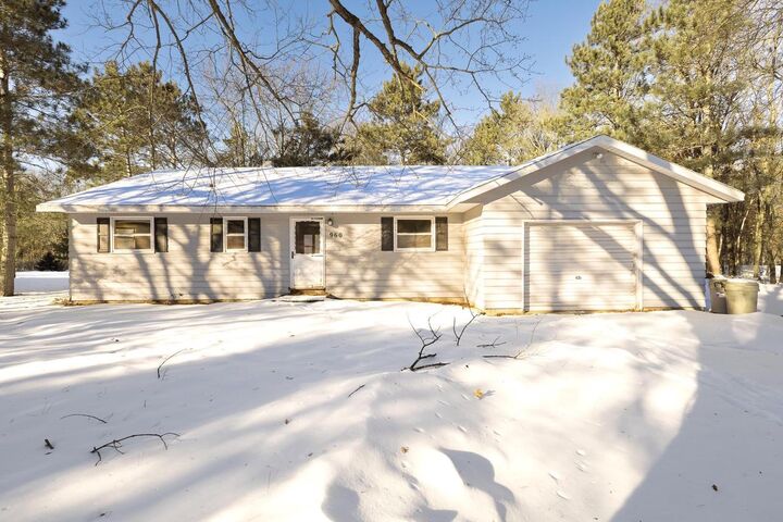 Property Photo:  960 East Court  WI 54457 