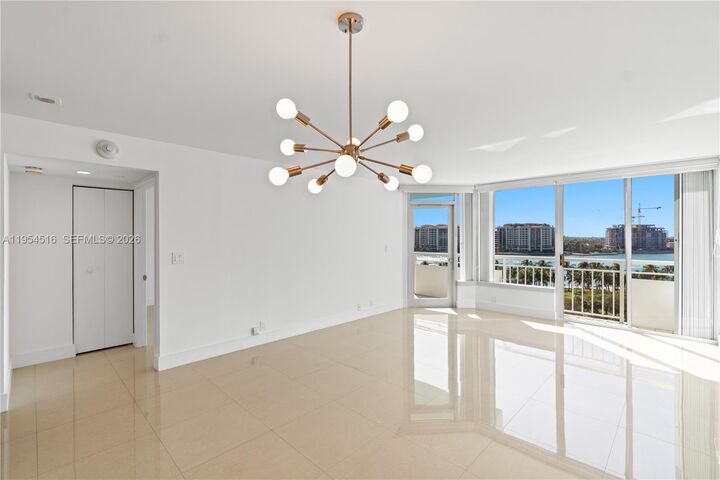 Property Photo:  400 S Pointe Dr 807  FL 33139 