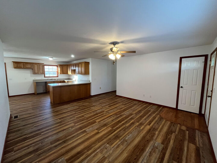 Property Photo: 414 Regina Avenue MO 65791