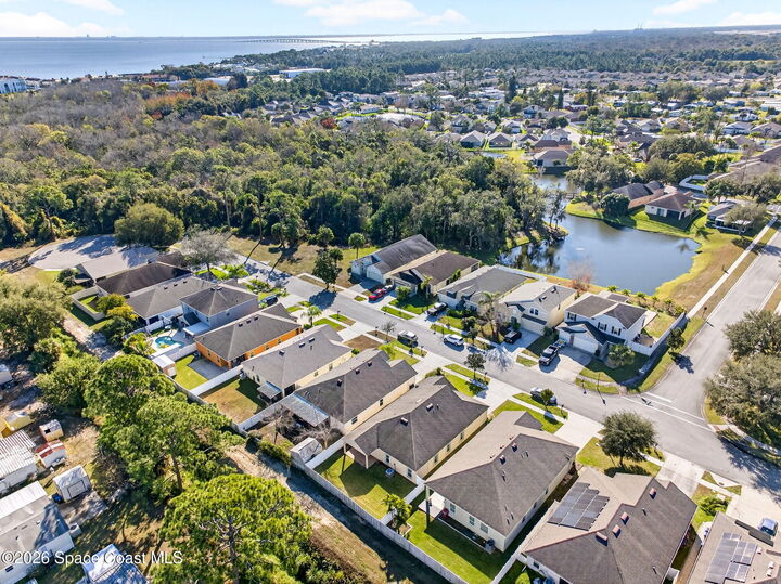 Property Photo:  482 Hollow Glen Drive  FL 32780 