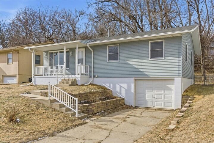 Property Photo: 208 Ebaugh Street IA 51534