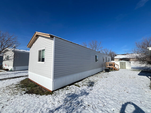 Property Photo: 111 Kings Ct UT 84321
