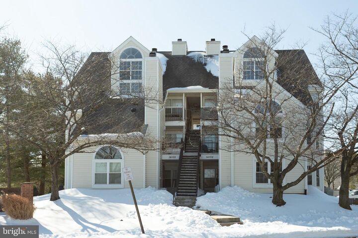 Property Photo:  14111 Yardarm Way 1209  MD 20707 