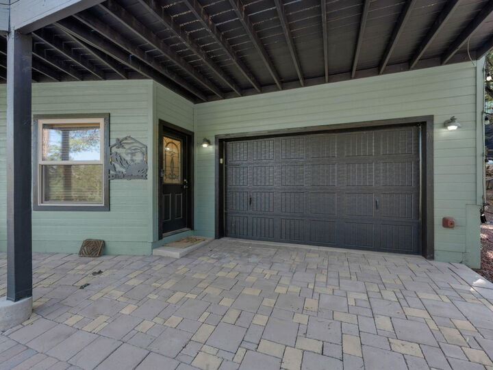 Property Photo: 6829 W Robbin Lane AZ 85544