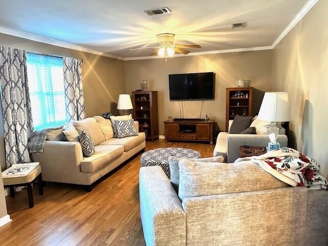 Property Photo: 1206 Highway 1240 Highway LA 71454